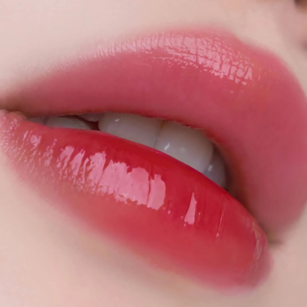Ameli Narcissism Lip Tint 4.5g in 714 Vamptint Shade.