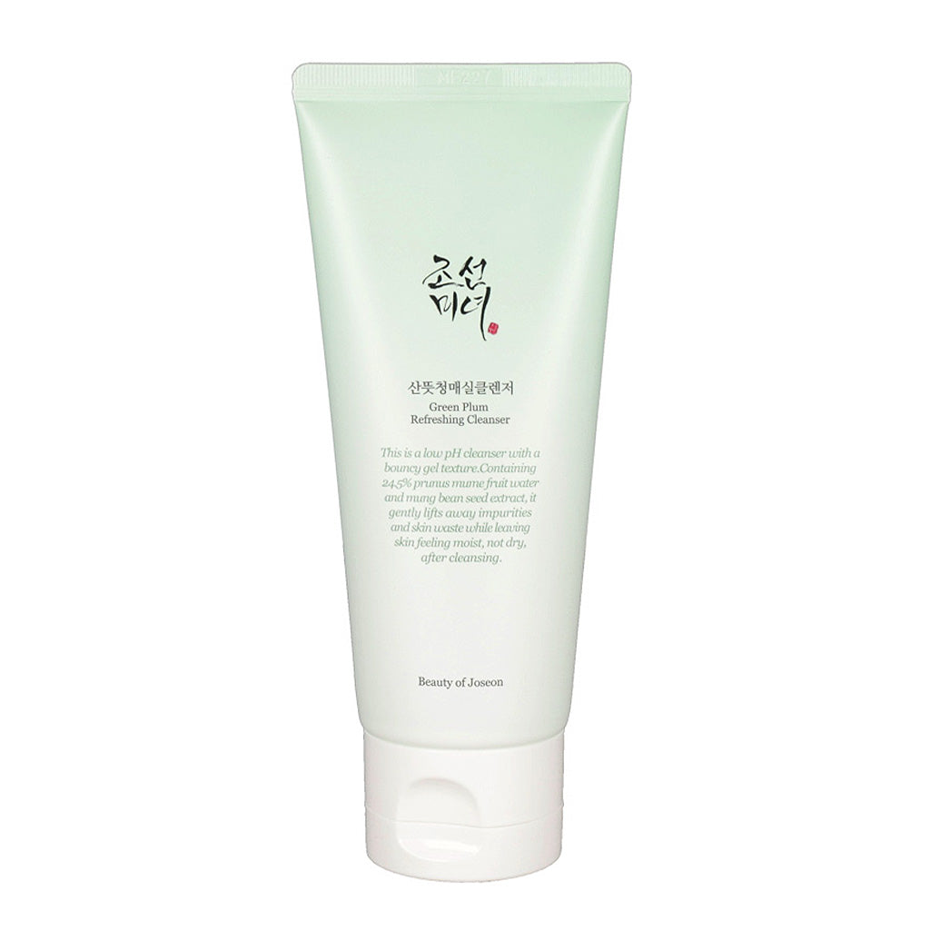 Beauty of Joseon Green Plum Refreshing Cleanser 100ml is a gentle, gel-based cleanser designed to purify and revitalize the skin.