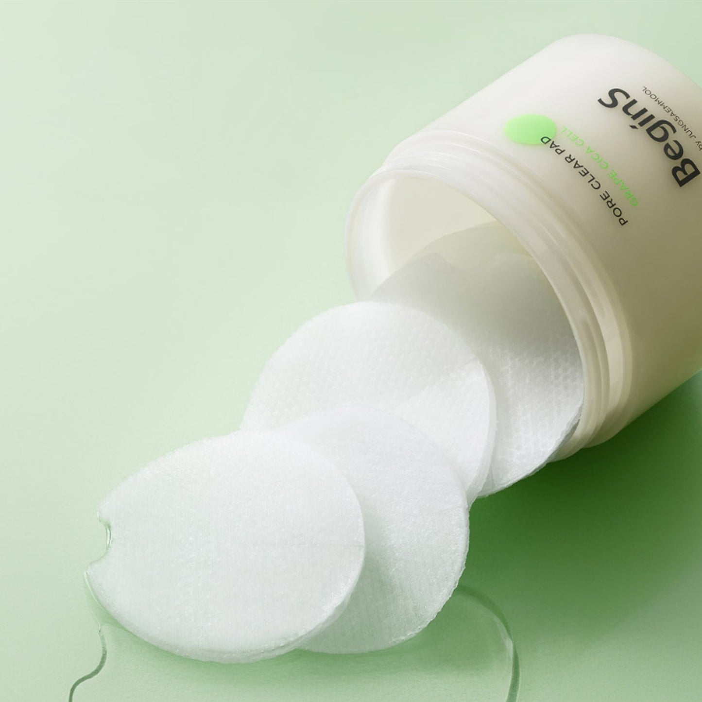 Begins by JUNG SAEM MOOL Pore Clear Pad 70 Sheets