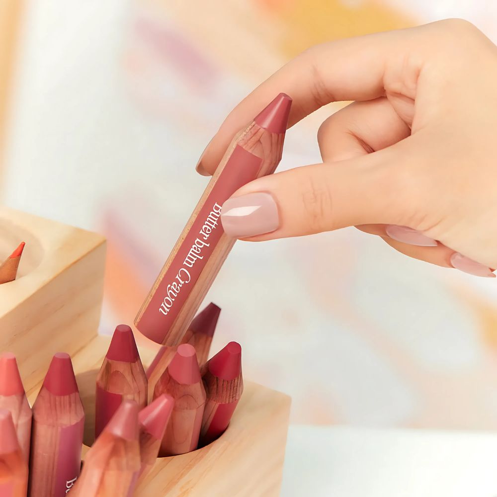 Its creamy texture allows for easy application, leaving your lips looking plump and healthy with a natural, dewy sheen.