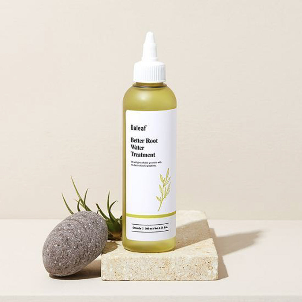 Its lightweight, water-based formula absorbs quickly into the scalp, providing essential nutrients and hydration without leaving any residue.