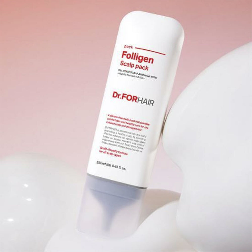 Its soothing formula reduces irritation, balances oil production, and supports a healthy scalp environment.