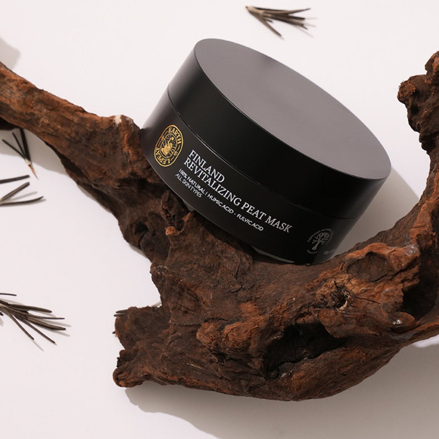 Earth Lepeat Finland Revitalizing Peat Mask
