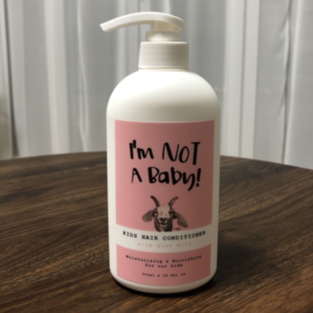 Enriched with the natural goodness of goat milk, this conditioner provides deep hydration, leaving hair soft, smooth, and easy to manage.