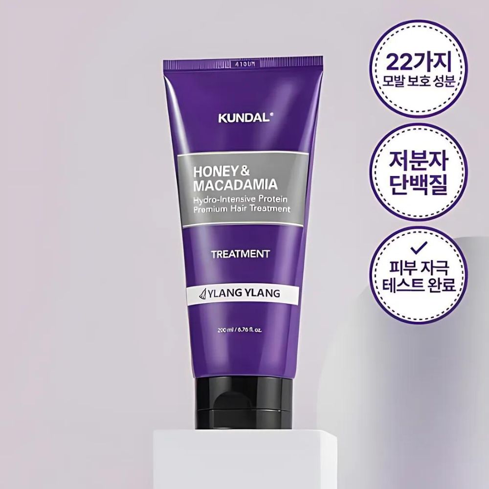Infused with honey and macadamia oil, this treatment deeply nourishes, hydrates, and repairs hair, leaving it silky, smooth, and manageable. Perfect for restoring shine and softness.