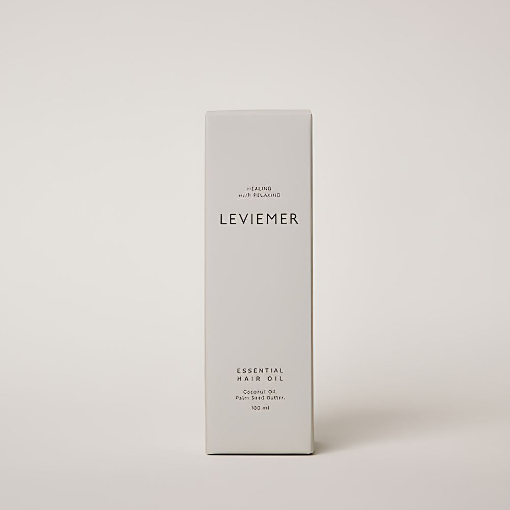The lightweight, non-greasy formula absorbs easily, leaving the hair feeling smooth and looking vibrant.