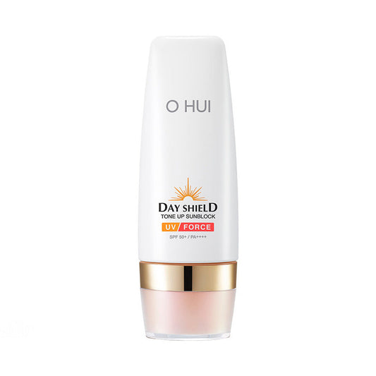 O HUI Day Shield Tone Up Sunblock UV Force is a high-performance sunscreen that provides powerful protection against UVA and UVB rays with SPF50+ PA++++.