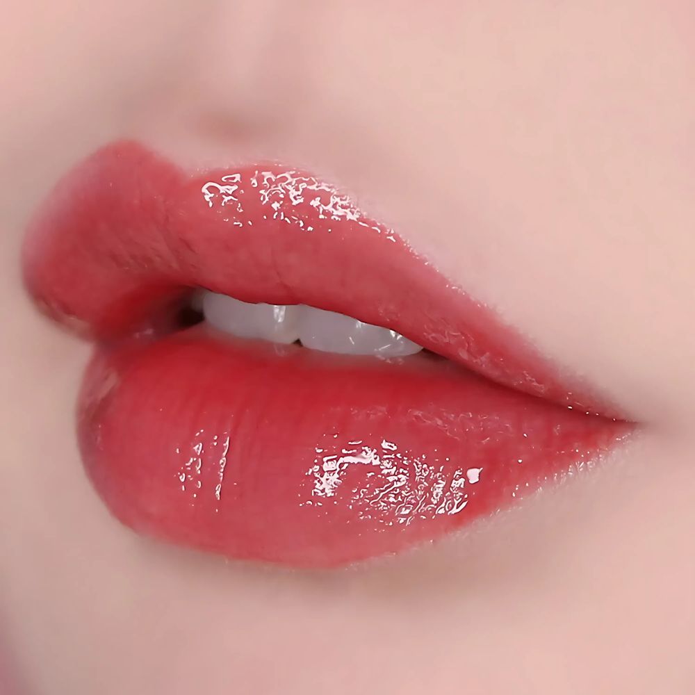 FEEV Hyper-Fit Color Balm 12g in Rosy Cozy Shade.