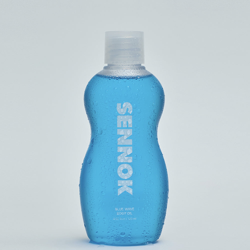 Provides intense moisture to keep the skin hydrated and prevent dryness.