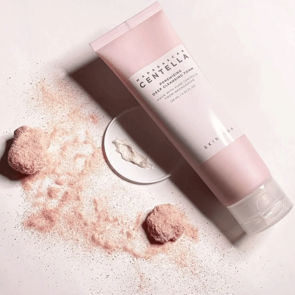 Enriched with Centella Asiatica, known for its soothing and healing properties.
