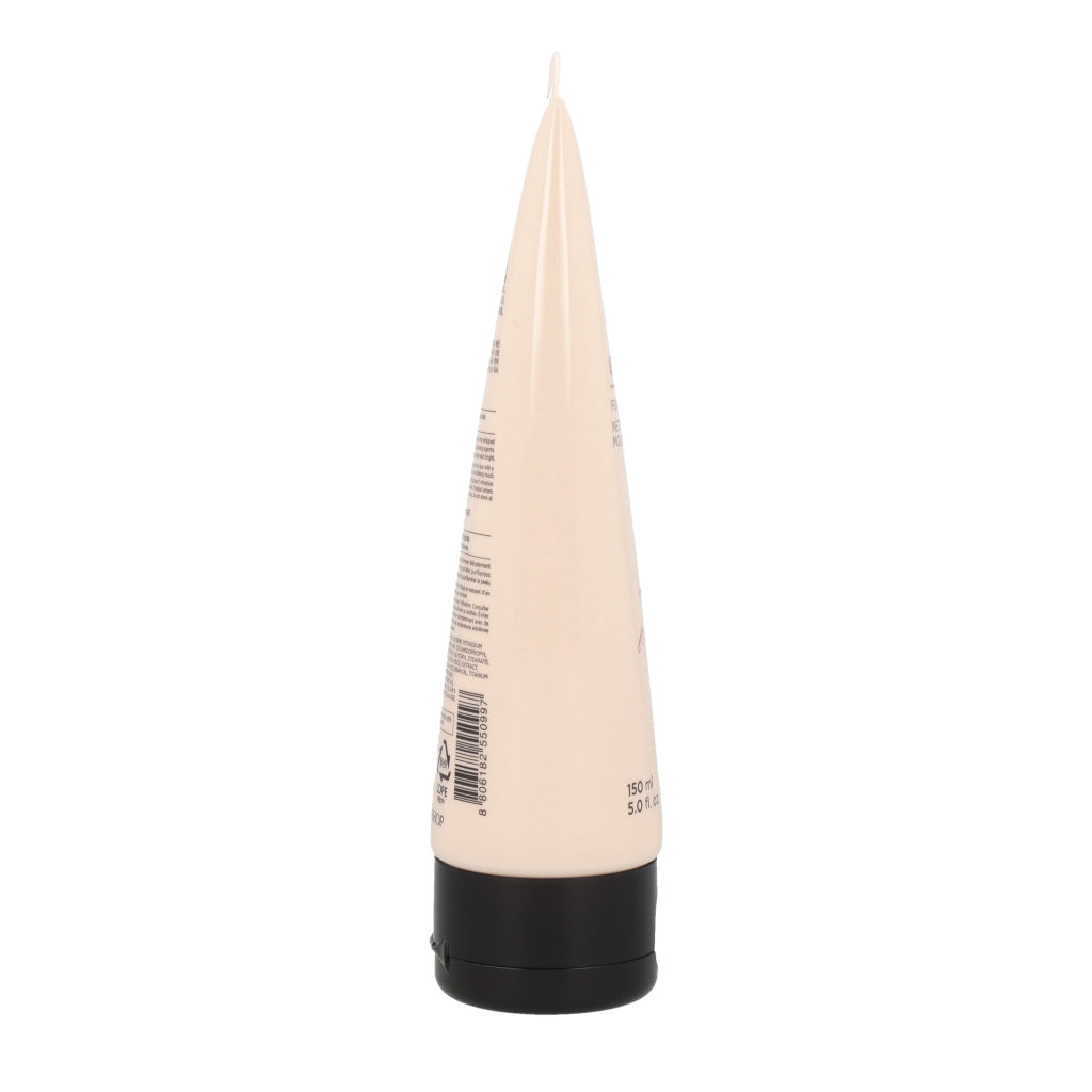 Suitable for most skin types, including normal, dry, and combination skin. However, it’s always best to do a patch test first if you have sensitive skin.