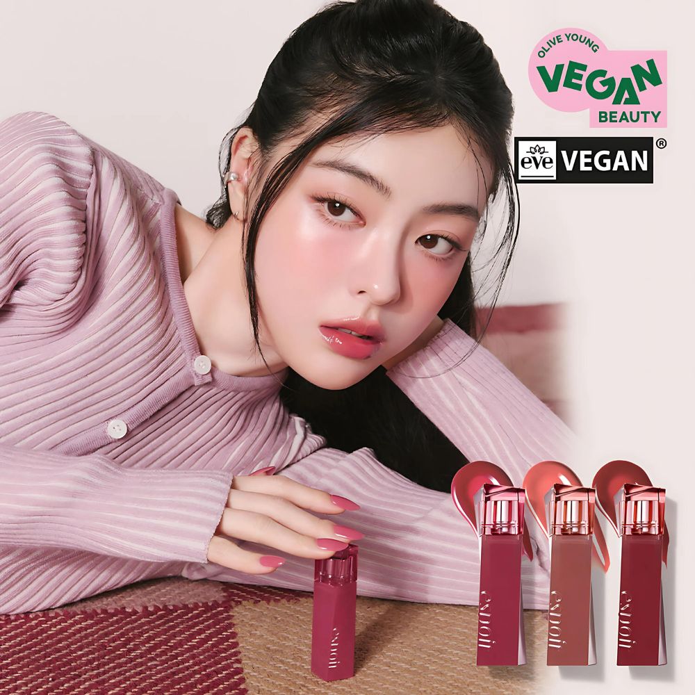 Whether you're going for a chic, bold lip or a subtle everyday glow, the Couture Lip Tint Glaze adapts effortlessly, giving you a high-shine, polished look.