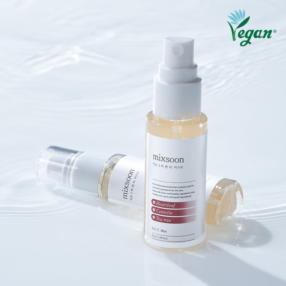 This mist is enriched with nourishing ingredients that help to calm irritation, lock in moisture, and provide an instant boost of hydration throughout the day.