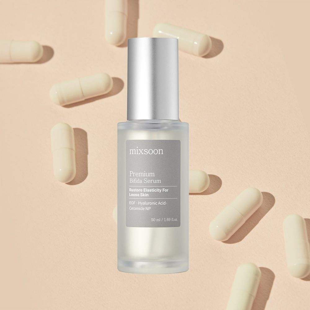 The lightweight, fast-absorbing formula leaves the skin feeling soft, smooth, and revitalized.