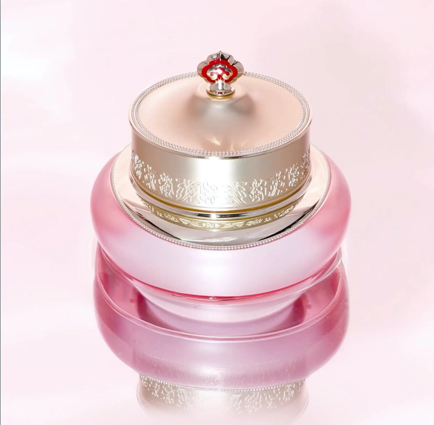 The history of Whoo Gongjinhyang Soo Sooyeon Intensive Hydrating Cream 50ml - KLO