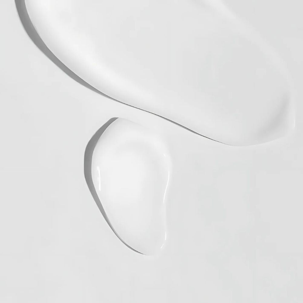 The lightweight formula absorbs quickly, leaving the skin feeling hydrated, nourished, and revitalized.