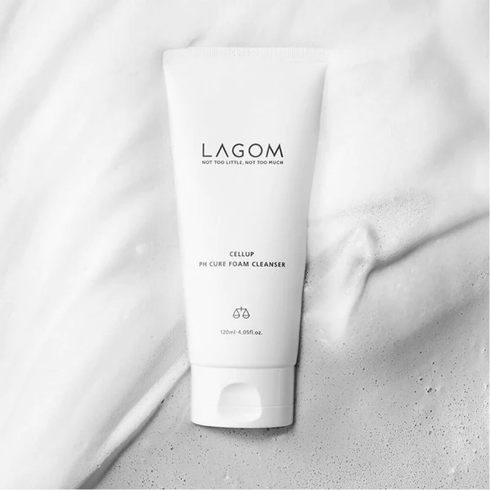 LAGOM Cellup pH Cure Foam Cleanser 120ml - KLO