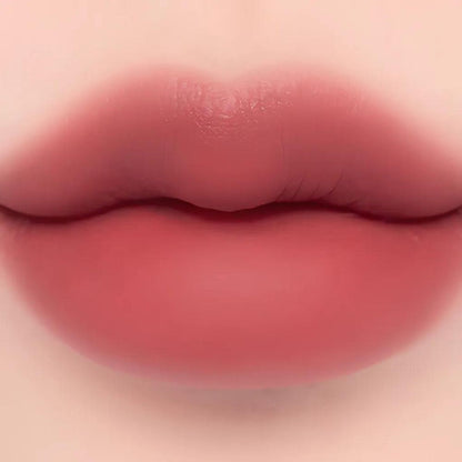 Laka Bulky Matte Lipstick 4g in 406 New Passion Shade.