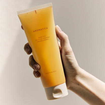 AROMATICA Glow Vita Oil-In Gel Cleanser Orange & Neroli 150ml