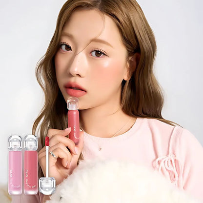 The formula is designed to feel lightweight and moisturizing, making it perfect for long-lasting wear without drying out your lips.