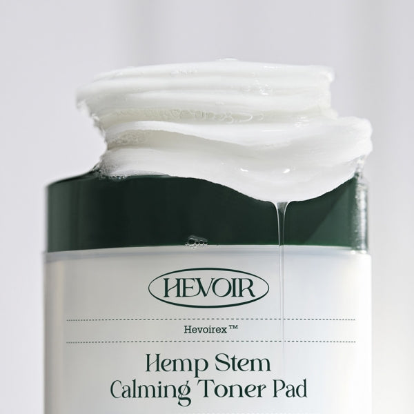 Soothing HEVOIR Hemp Stem Calming Toner Pad - 90 pads with 130ml of hemp stem extract.