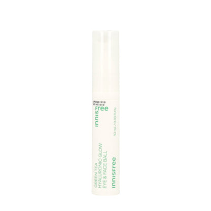 The lightweight formula absorbs quickly, providing deep hydration while helping to reduce puffiness and improve skin elasticity.