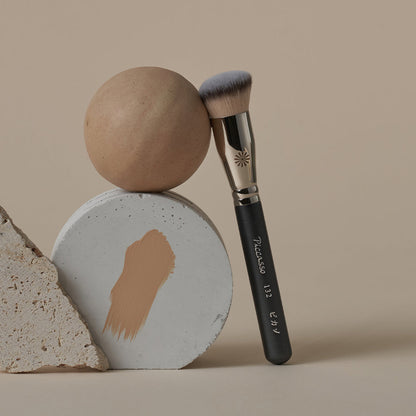 Synthetic bristles and a flat, tapered shape make this foundation brush ideal for precise application.