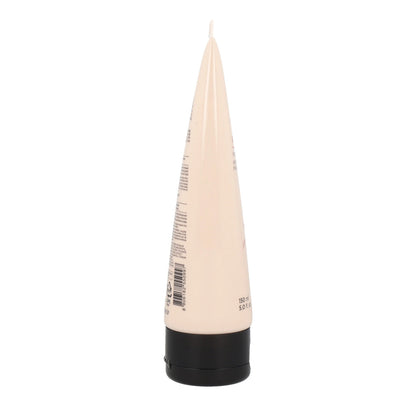 Suitable for most skin types, including normal, dry, and combination skin. However, it’s always best to do a patch test first if you have sensitive skin.