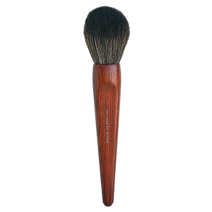 11 types of vegan artist brushes, ideal for school or professional artists.