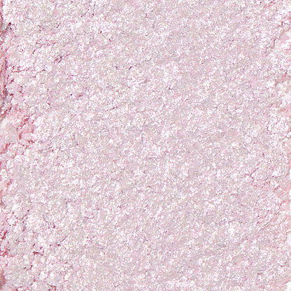 A 2.2g colorgram Milk Bling Heartlighter with a shimmering and radiant effect.