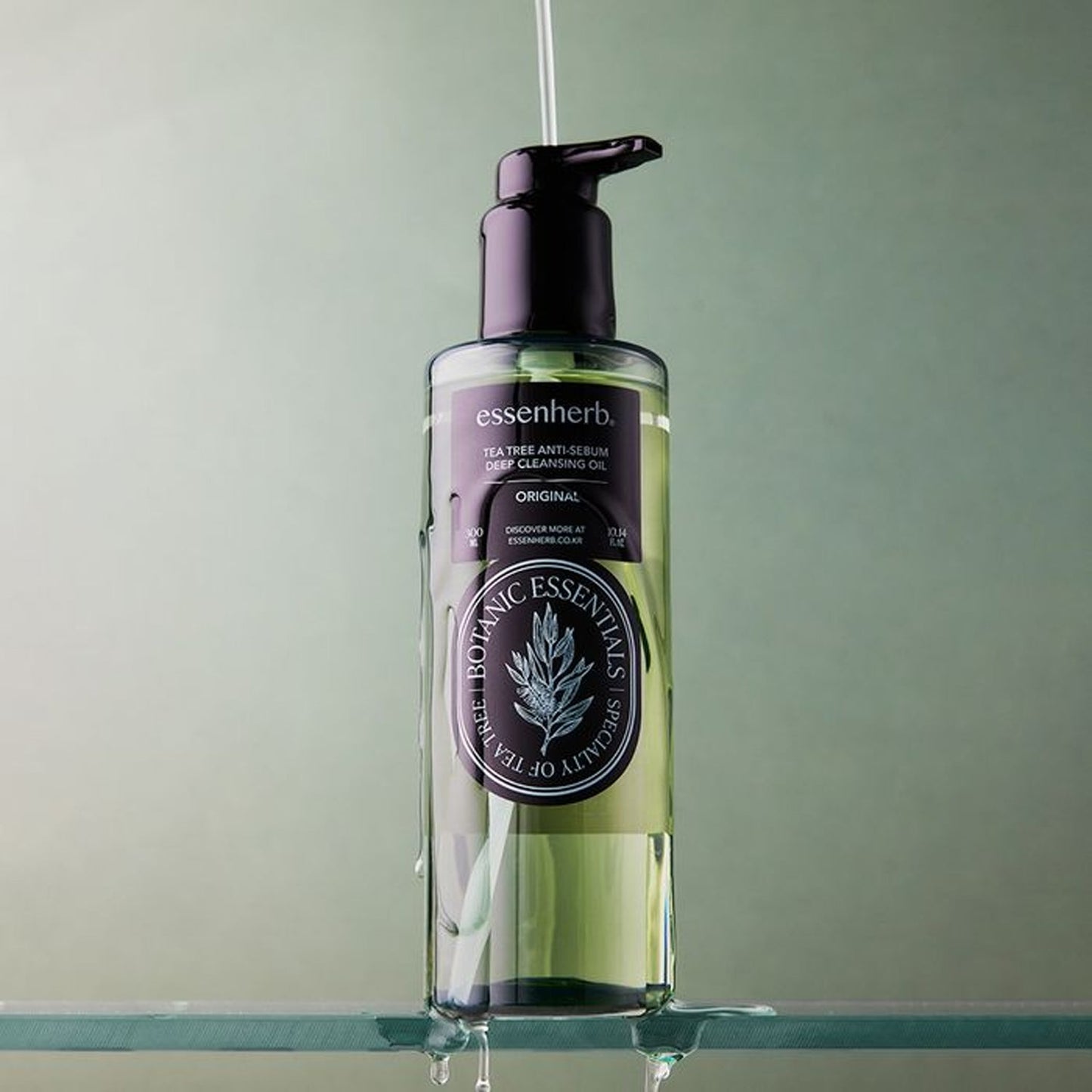 essenherb Tea Tree Anti-Sebum Deep Cleansing Oil 300ml
