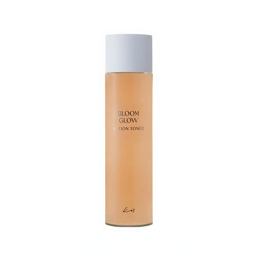 The koy Bloom Glow Lotion Toner 150ml is a multi-functional skincare product designed to hydrate, balance, and enhance the skin's radiance.