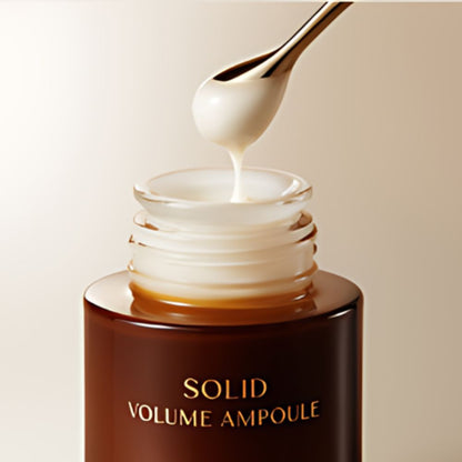Formulated with powerful active ingredients, this ampoule targets areas of the skin that need extra plumping and firming, helping to reduce the appearance of fine lines and wrinkles. 