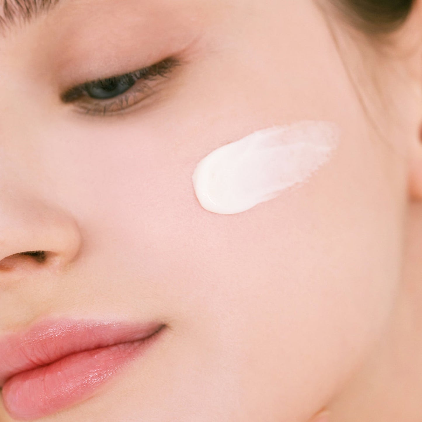 yeppda Niacinamide 3% Sun Cream SPF50+ PA++++ 50ml