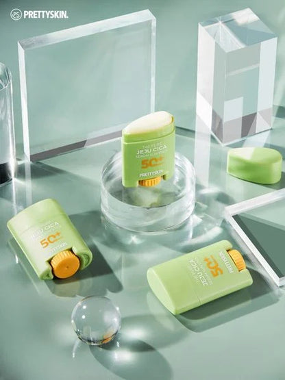 Pretty skin The Pure Jeju Cica Sebum Sun Stick 18g SPF50+ PA++++ - DODOSKIN